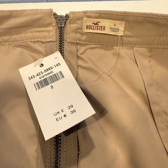Hollister Mini Skirt Tan A Line Scalloped Hem Floral Cutout Size 0 - Picture 4 of 4